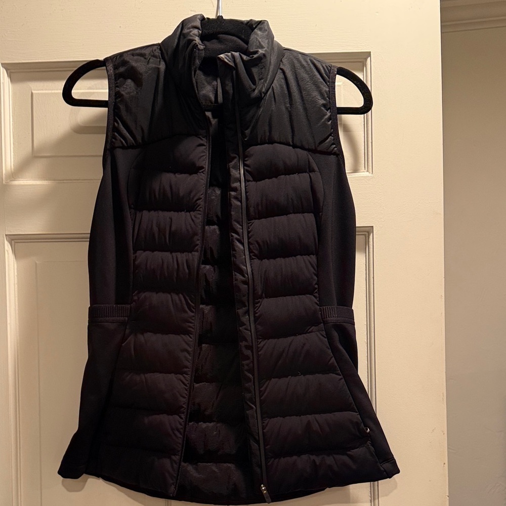 lululemon athletica Black Quilted Puffer Vest
